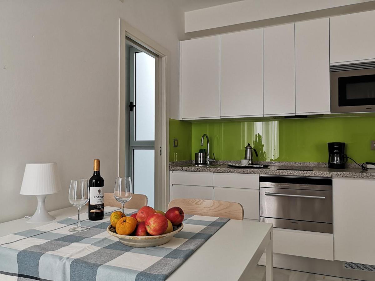 White Loft Alameda Apartment เซบีญา ภายนอก รูปภาพ