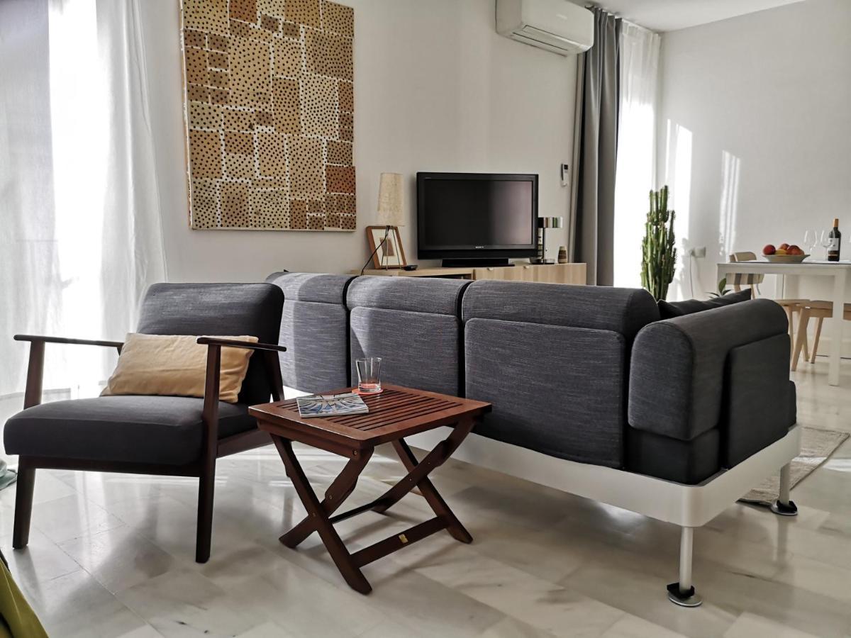 White Loft Alameda Apartment เซบีญา ภายนอก รูปภาพ